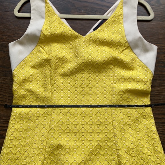 Yellow Sleeveless Dress - Large - Picture 7 of 8